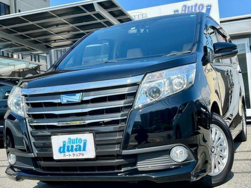 TOYOTA NOAH