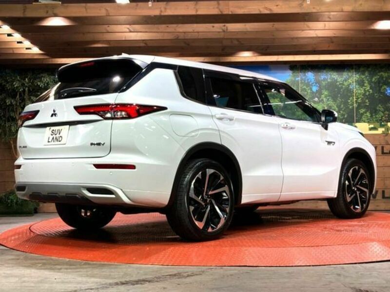 OUTLANDER PHEV