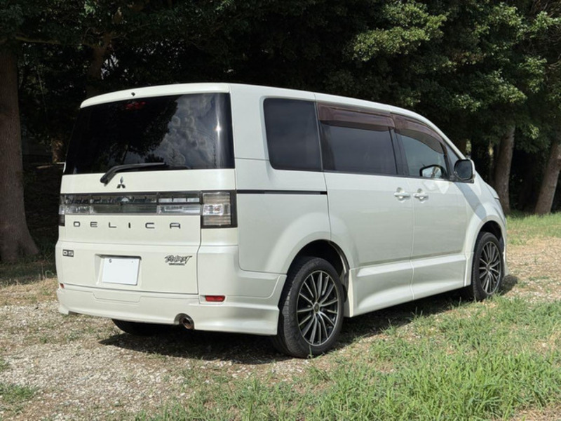 DELICA D5