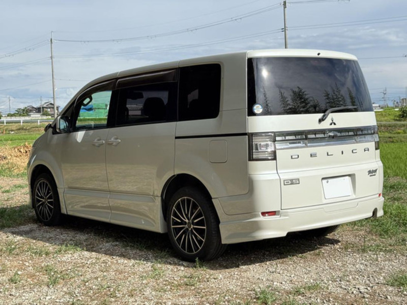 DELICA D5
