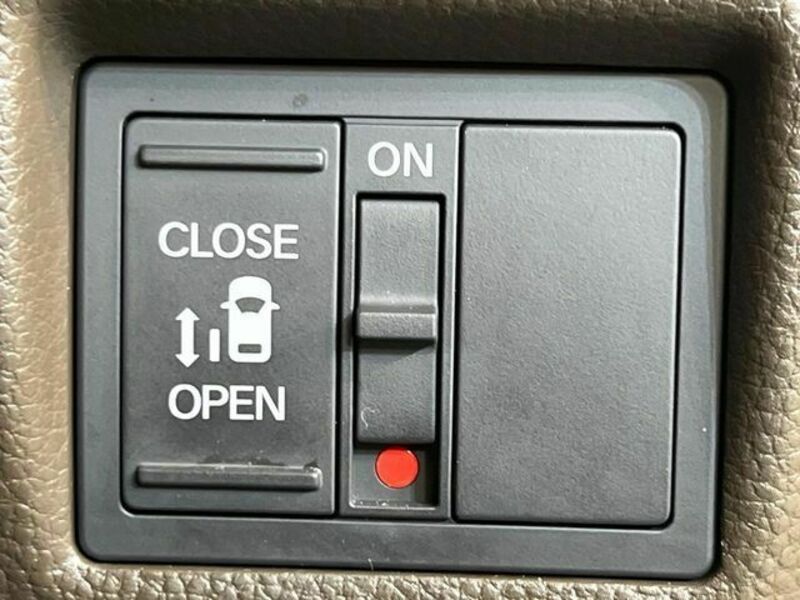 N BOX