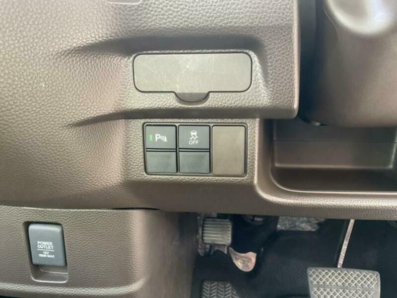 N BOX