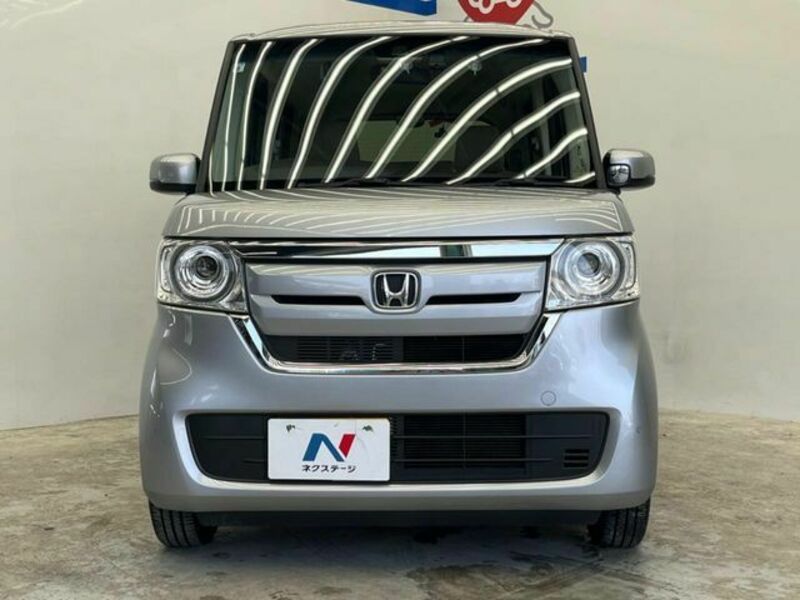 N BOX