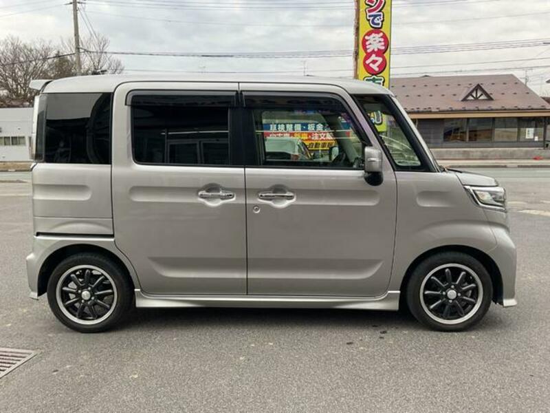 SPACIA CUSTOM