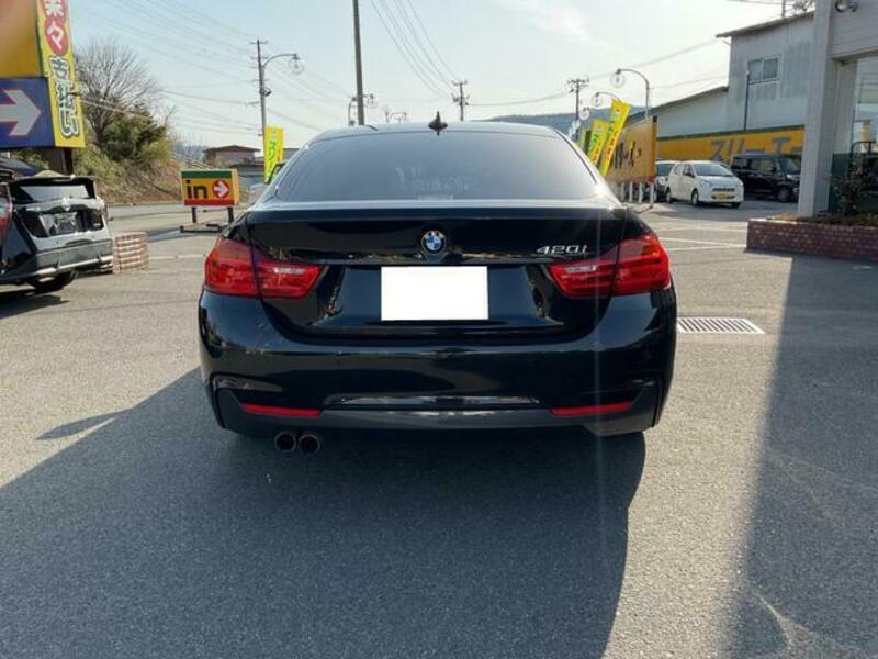 4 SERIES