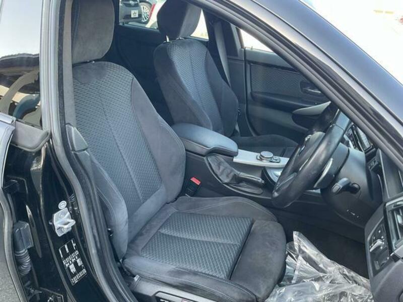 4 SERIES