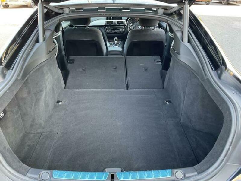 4 SERIES