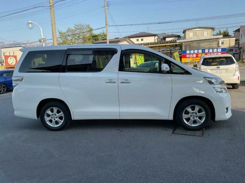 VELLFIRE
