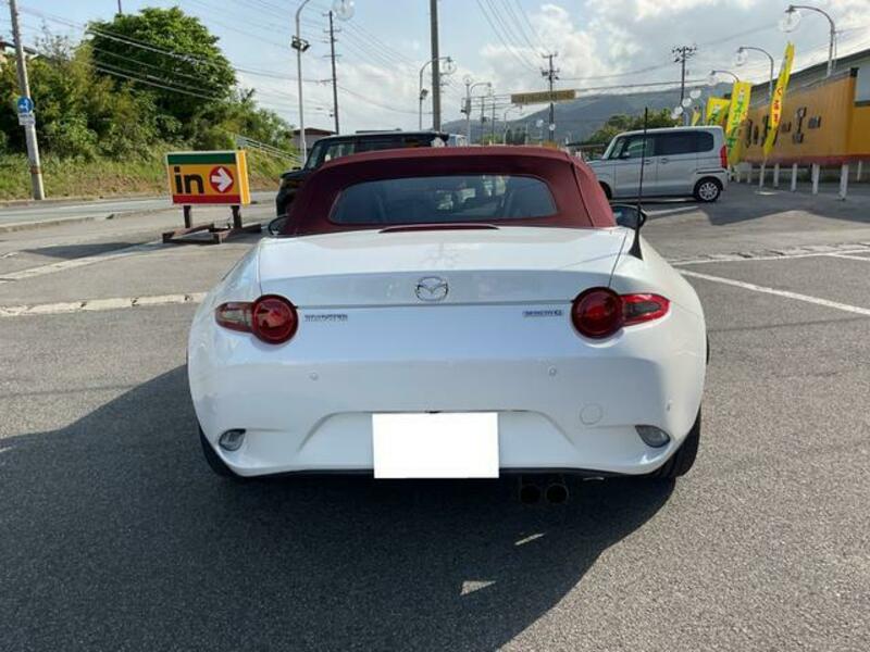ROADSTER