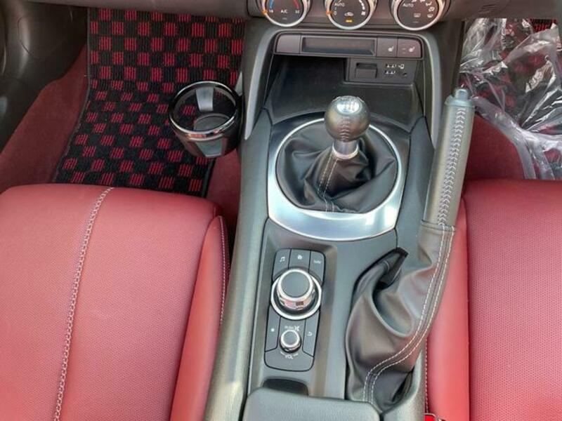 ROADSTER