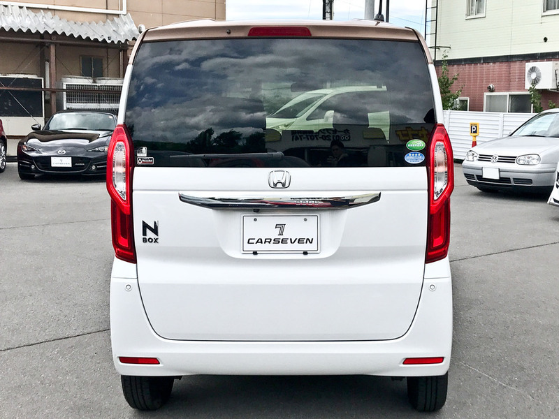 N BOX
