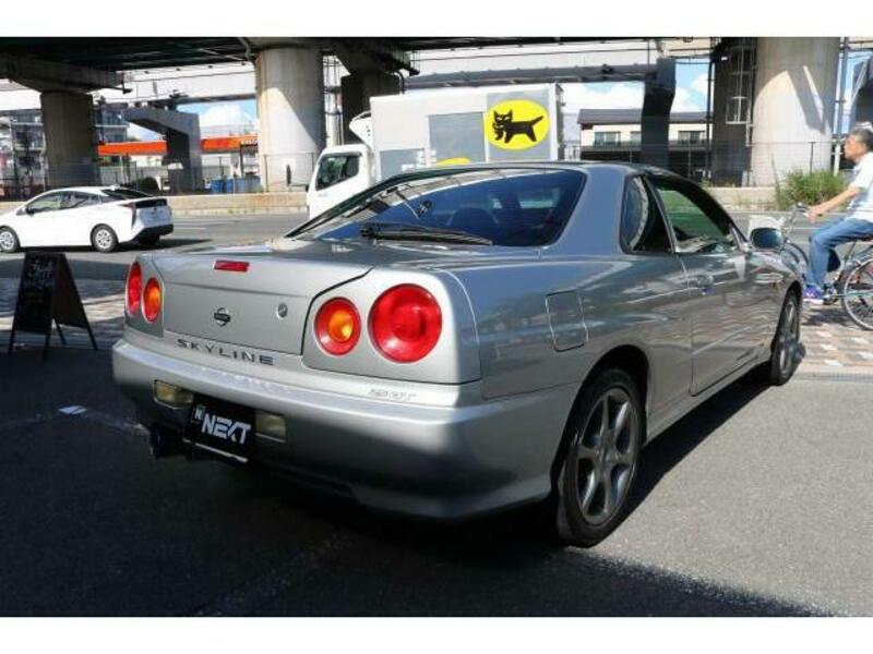 SKYLINE