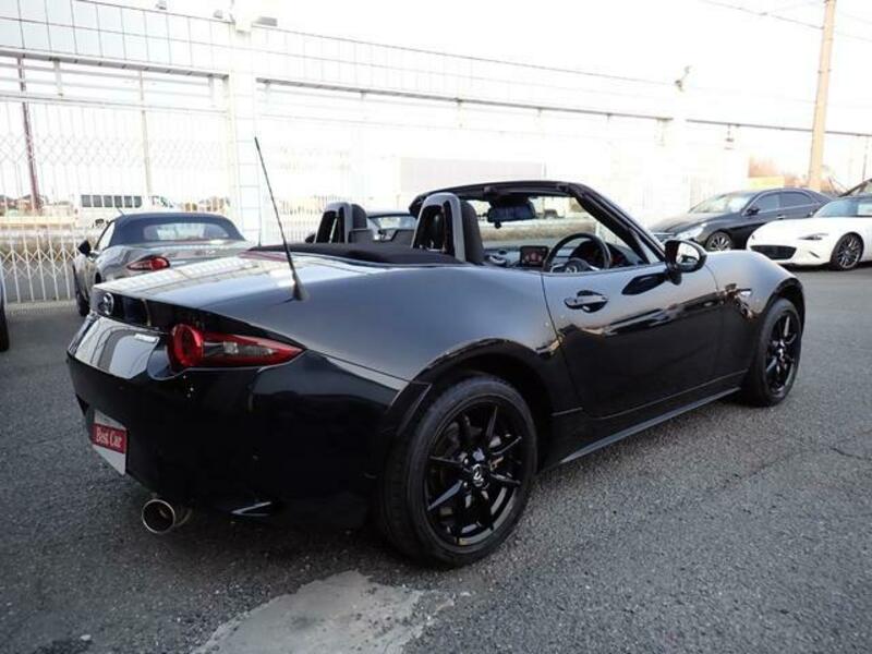 ROADSTER