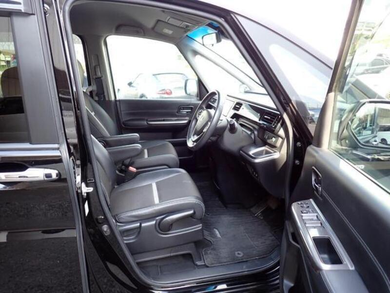 STEPWAGON SPADA