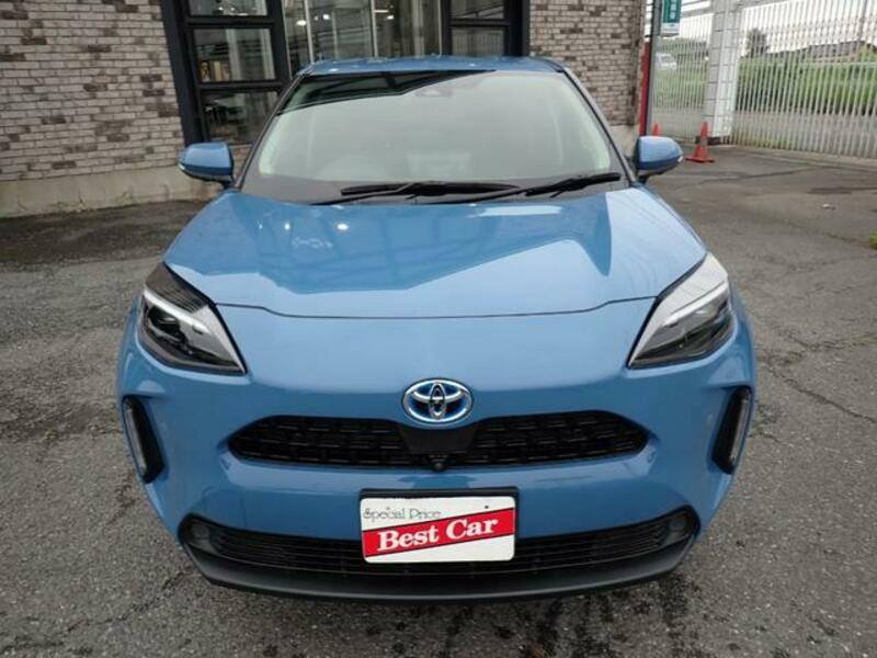 YARIS CROSS
