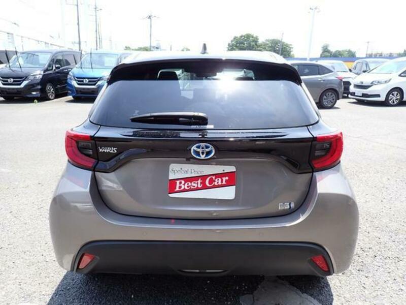 YARIS