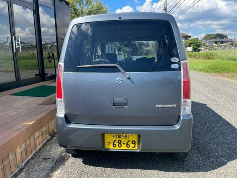 WAGON R