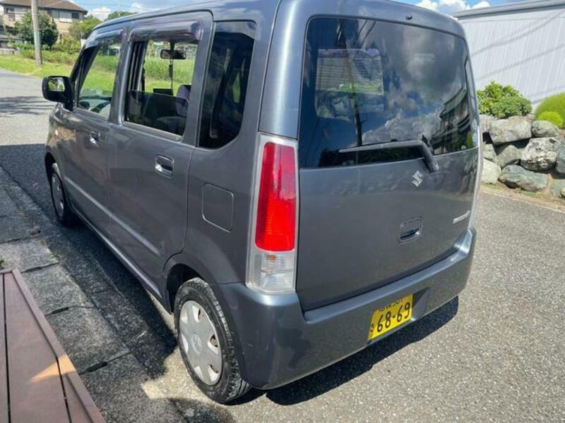 WAGON R