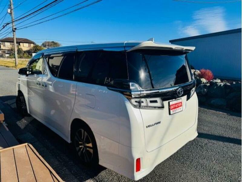 VELLFIRE