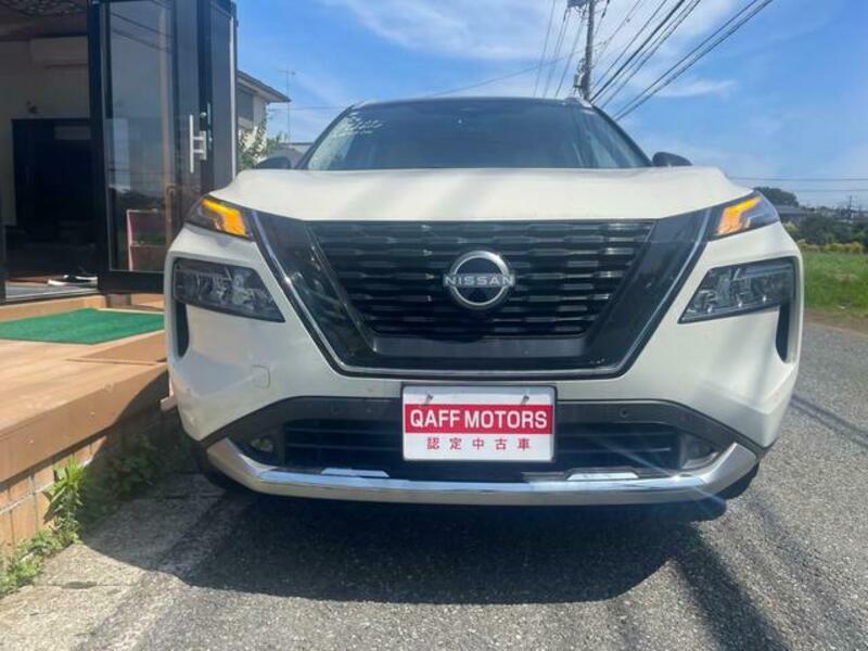 X-TRAIL