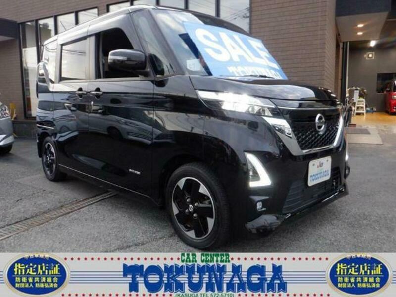 NISSAN ROOX