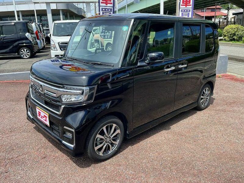 HONDA N BOX CUSTOM