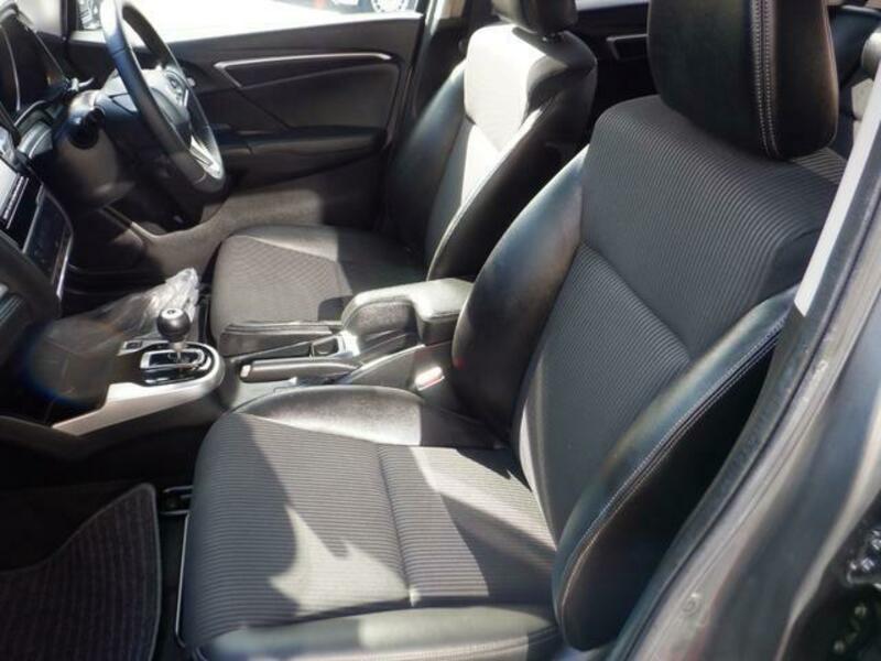 FIT HYBRID