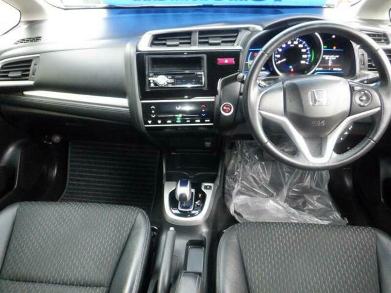FIT HYBRID