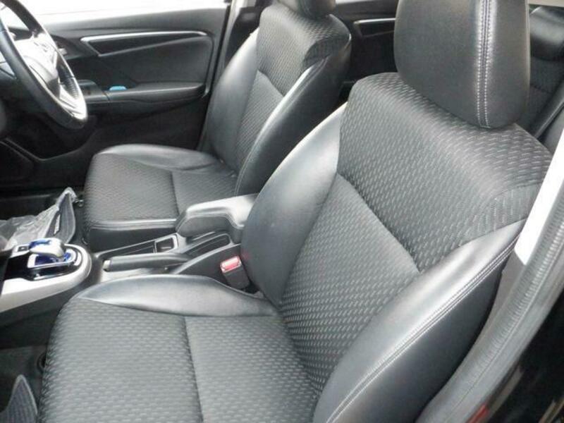 FIT HYBRID