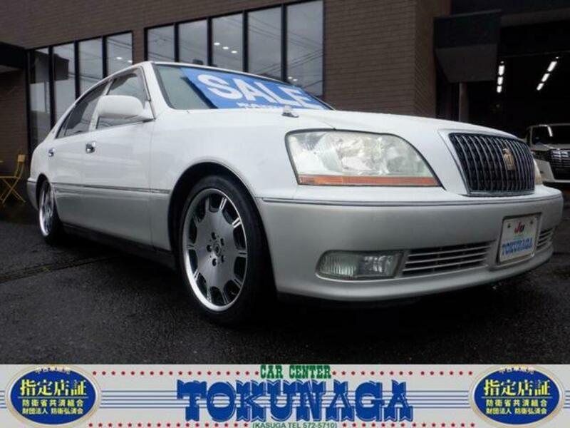 TOYOTA CROWN MAJESTA