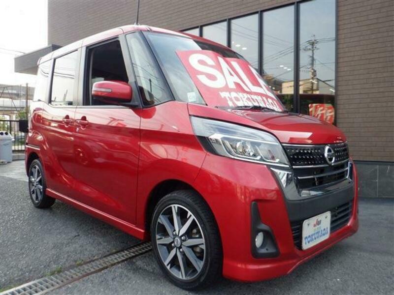 NISSAN DAYZ ROOX