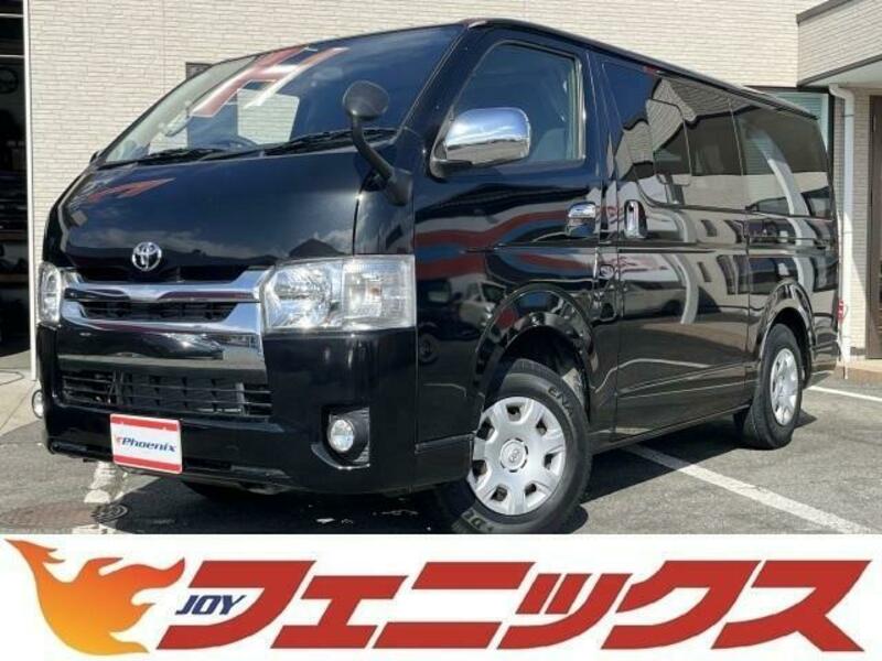 TOYOTA HIACE VAN