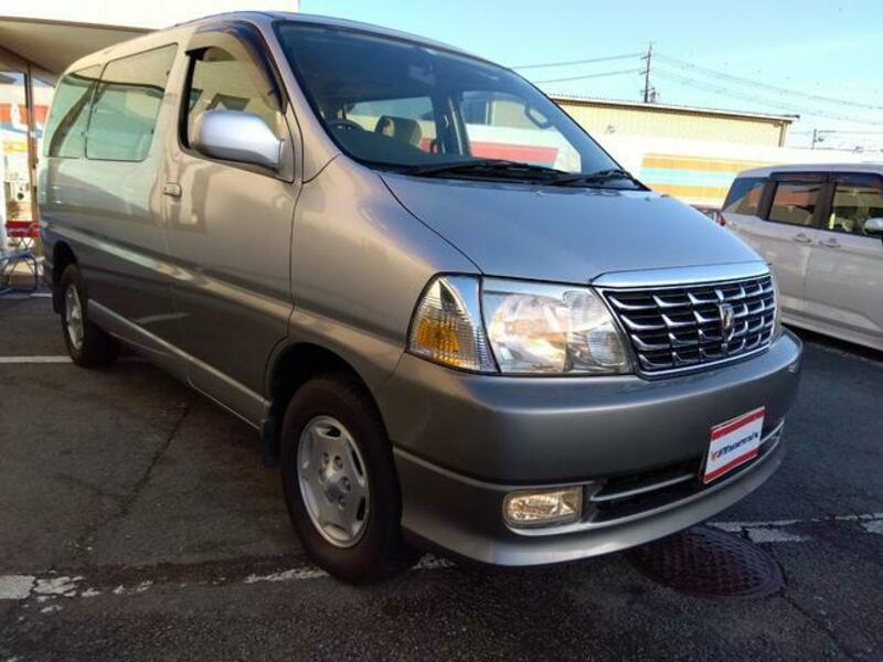 GRAND HIACE