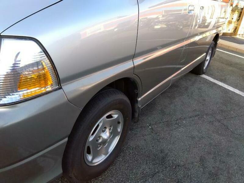 GRAND HIACE