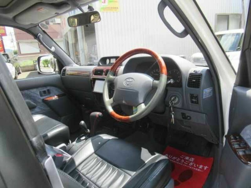 LAND CRUISER PRADO