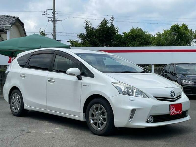 PRIUS ALPHA