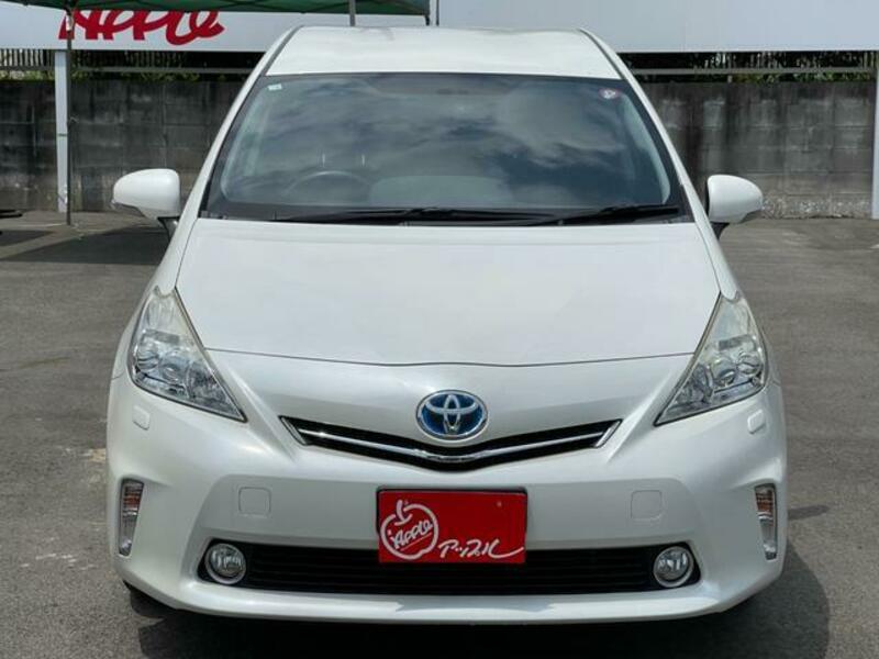 PRIUS ALPHA