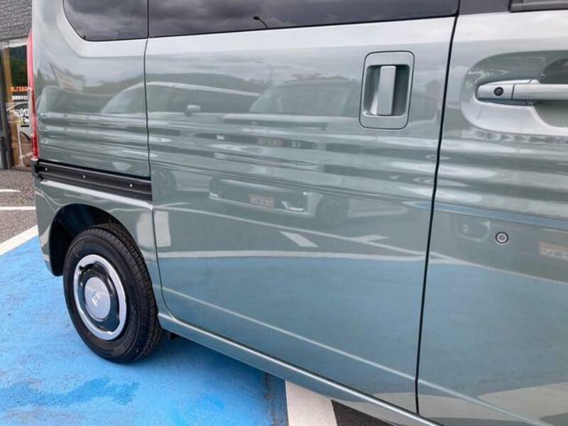 N-VAN