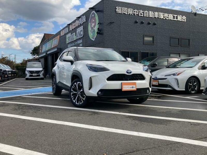 YARIS CROSS