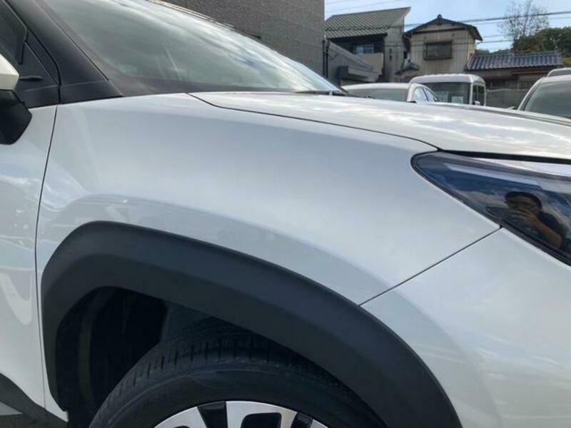 YARIS CROSS