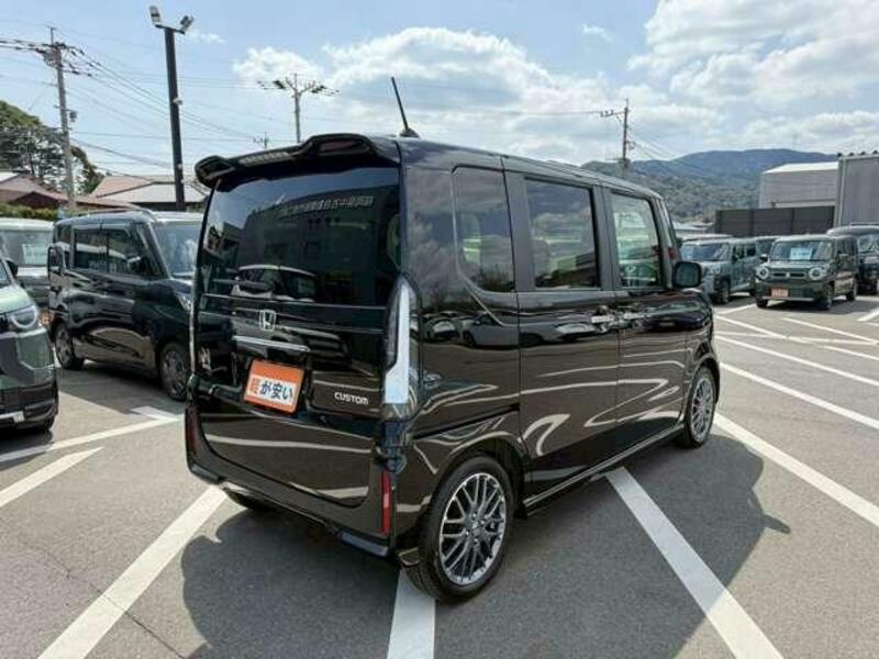 N BOX CUSTOM