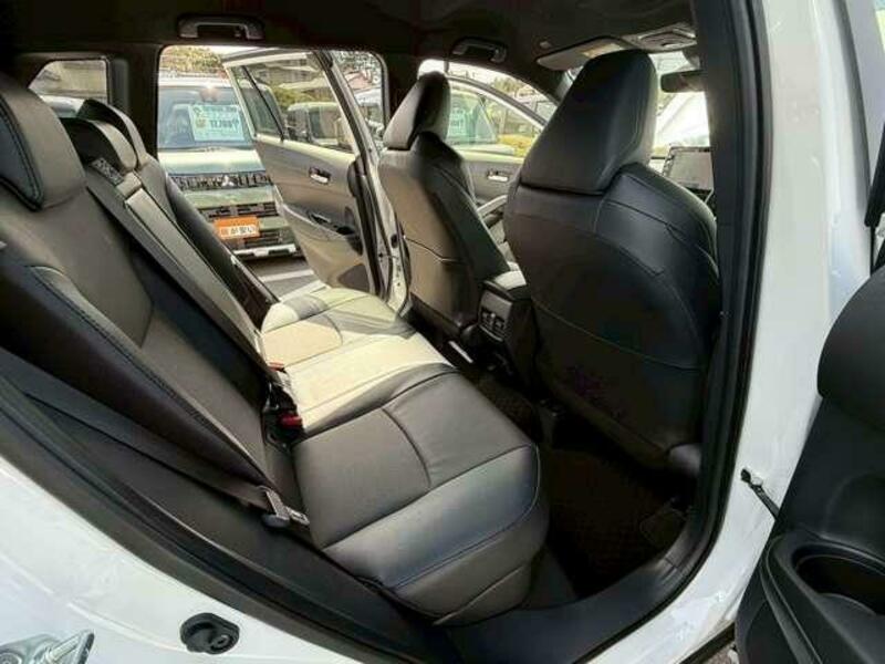 COROLLA CROSS