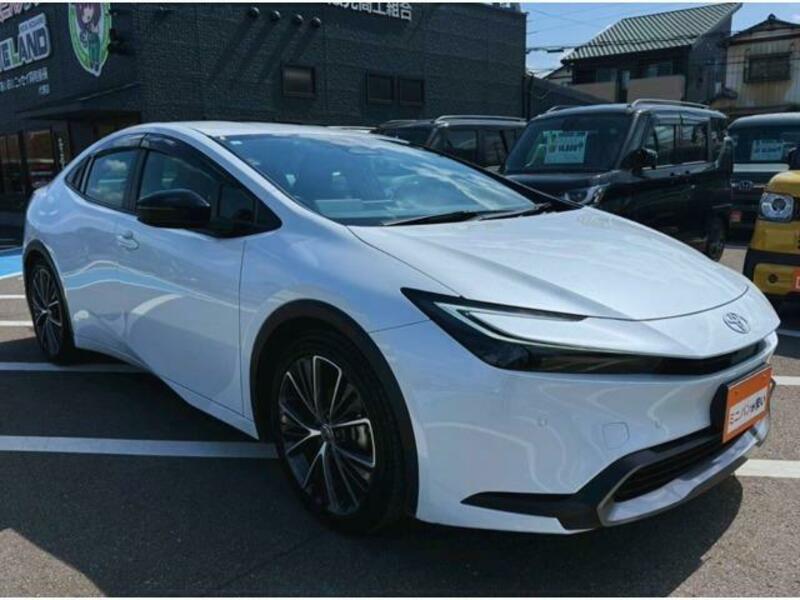 TOYOTA PRIUS