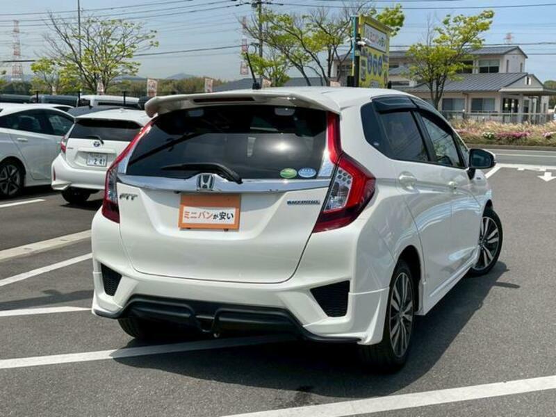 FIT HYBRID