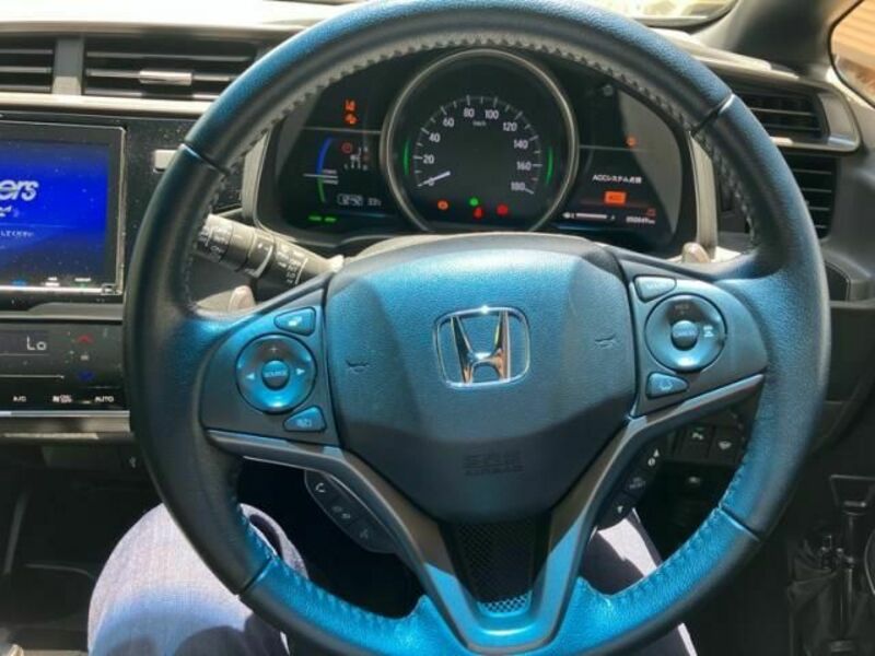 FIT HYBRID