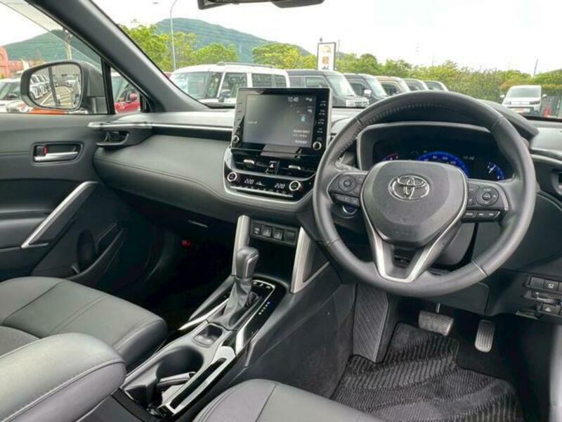 COROLLA CROSS