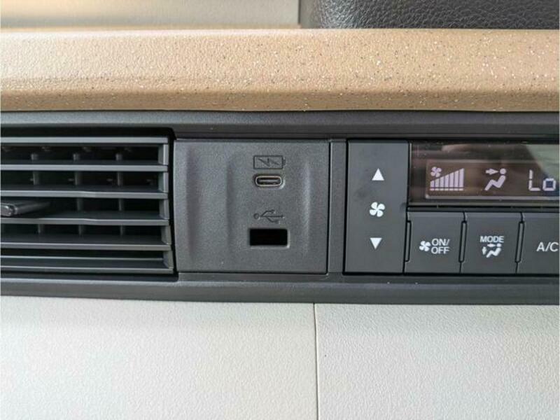 N BOX