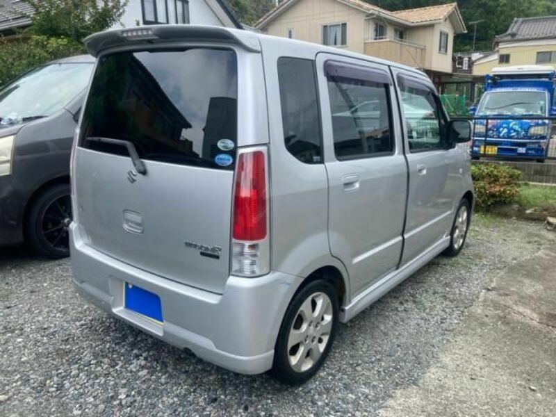 WAGON R