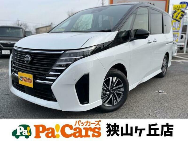NISSAN SERENA