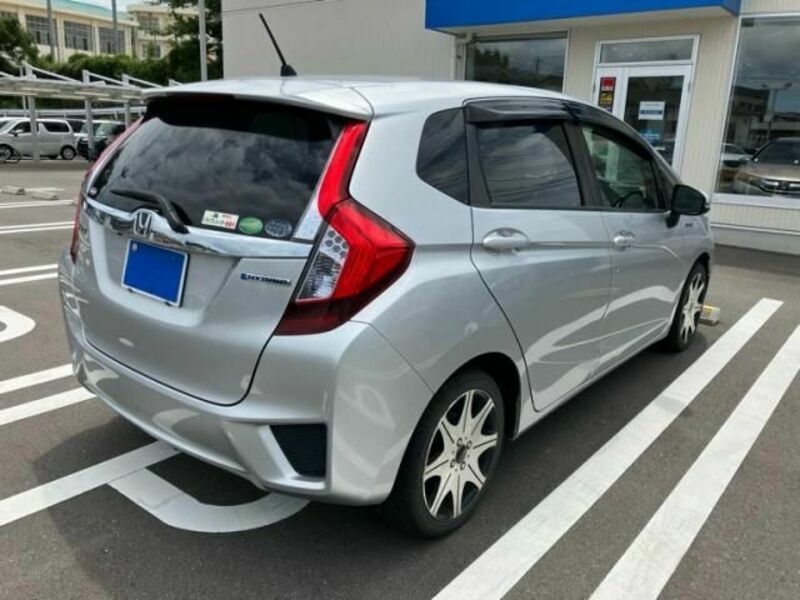 FIT HYBRID